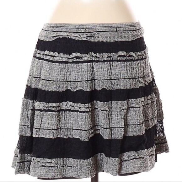Max Studio | modal blend striped a-line black & gray textured skirt size XS - Picture 2 of 7
